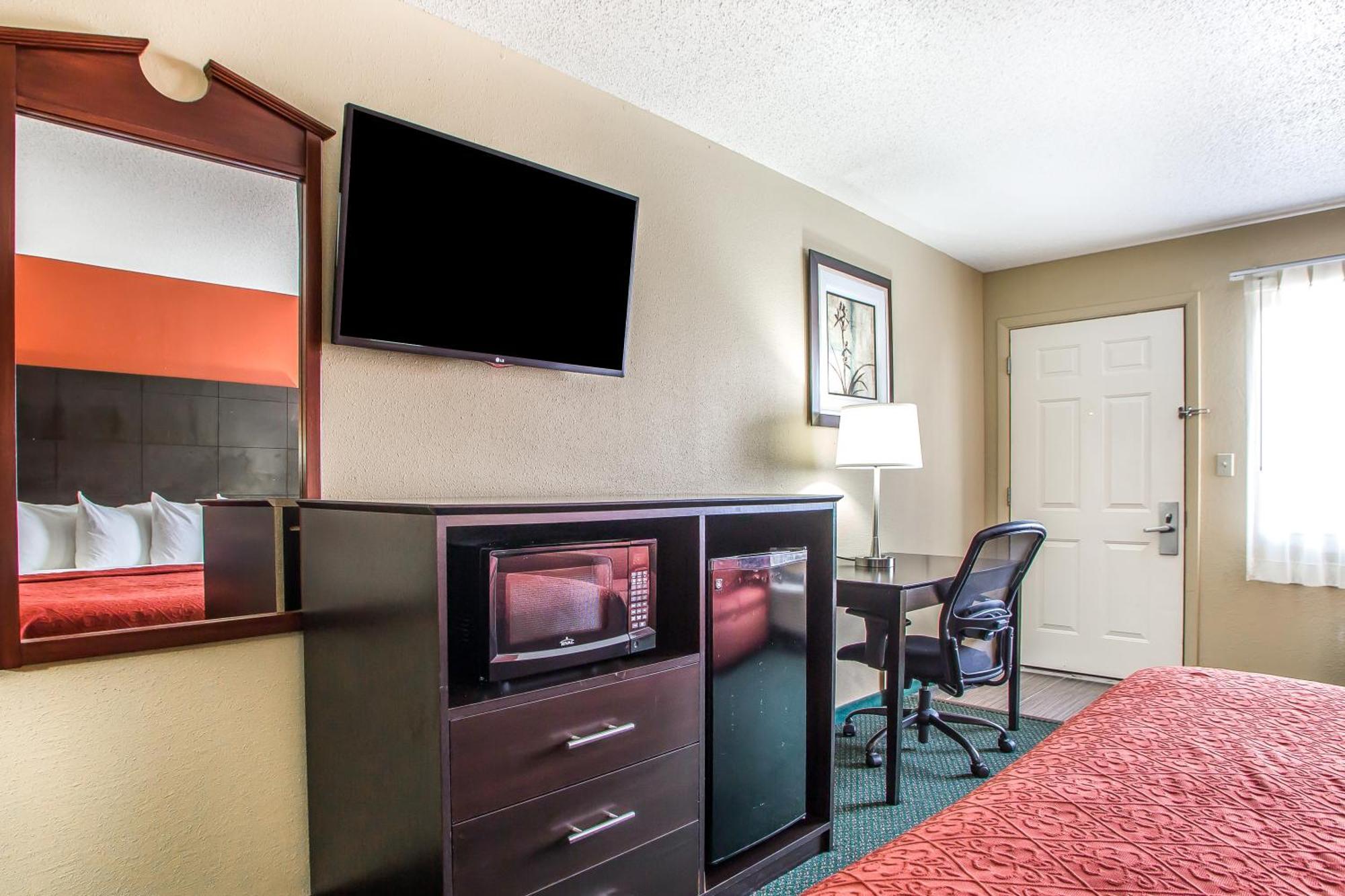 Quality Inn Morton At I-74 Bilik gambar